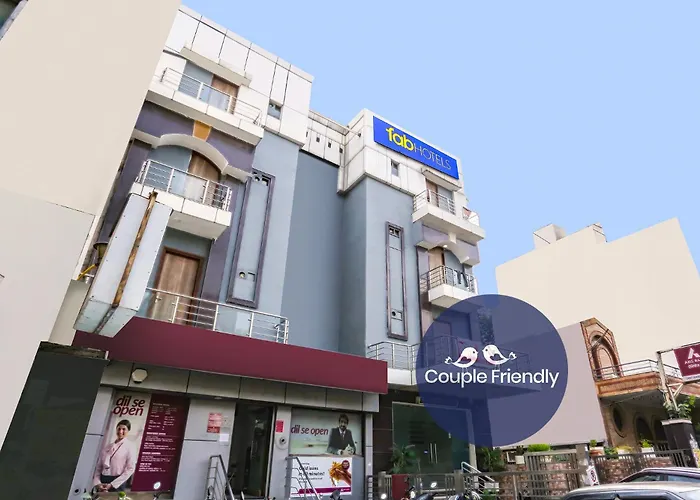 Fabhotel Royal Touch Patel Nagar