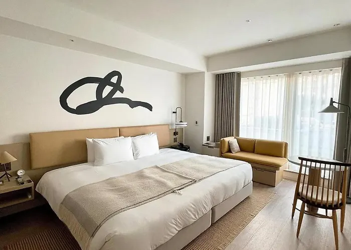 The Atlantiis Suite Near Igi Airport