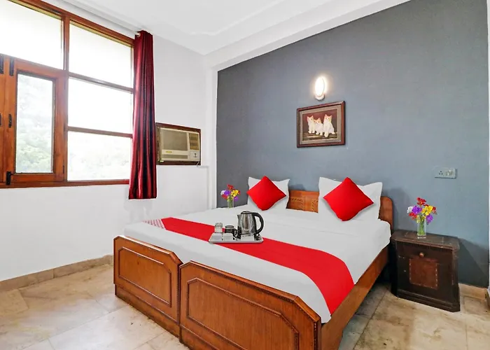 Hotel O Rs Suite