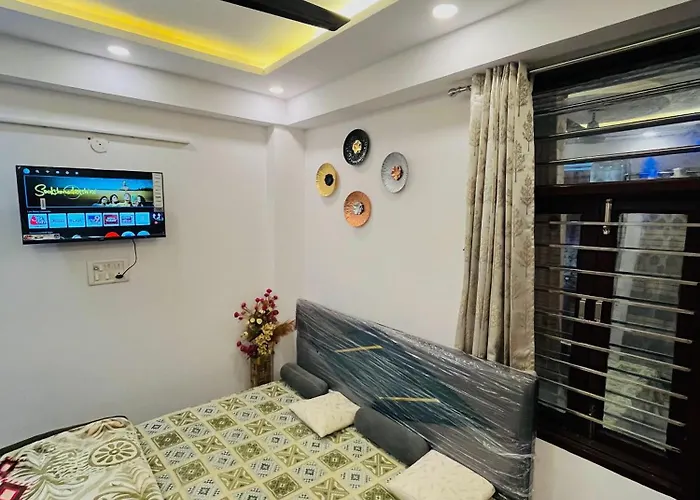 Luxury 1 Rk In New Delhi