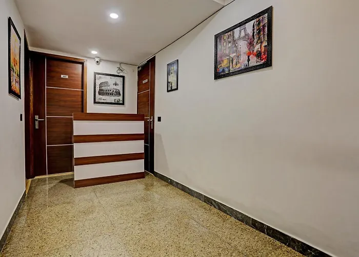 Hotel O Golden Eye Inn