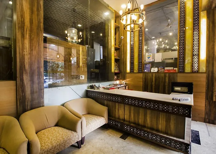 Fabhotel White Klove Near New Delhi Railway Station