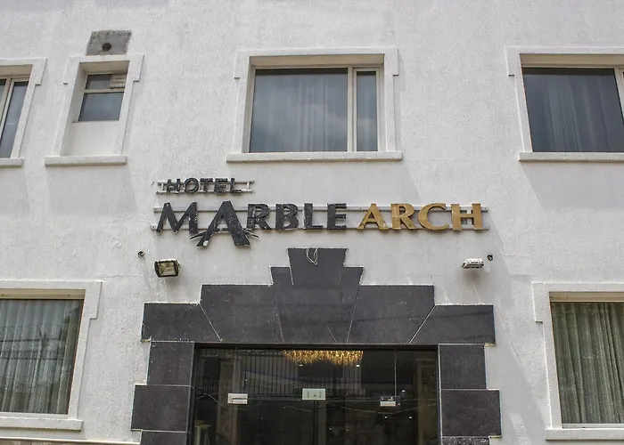 Fabhotel Marble Arch Karol Bagh