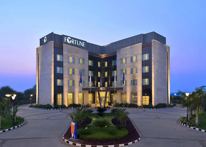 Fortune Park Orange, Sidhrawali, Gurugram - Member Itc Hotels\' Group