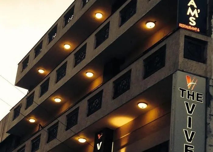 Vivek Hotel