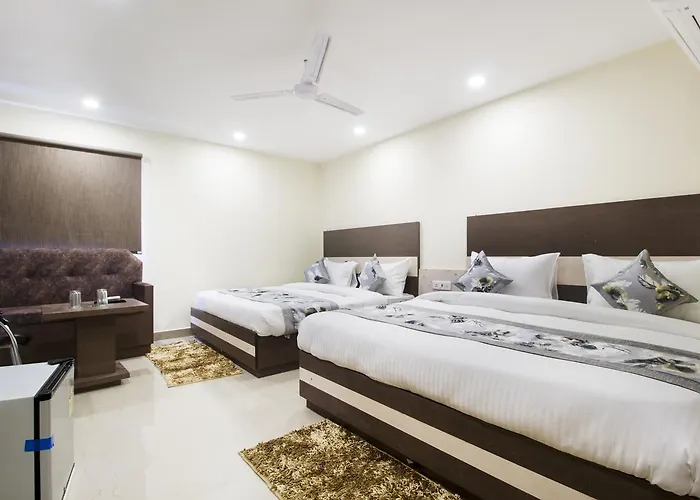 Kelvish Hotel
