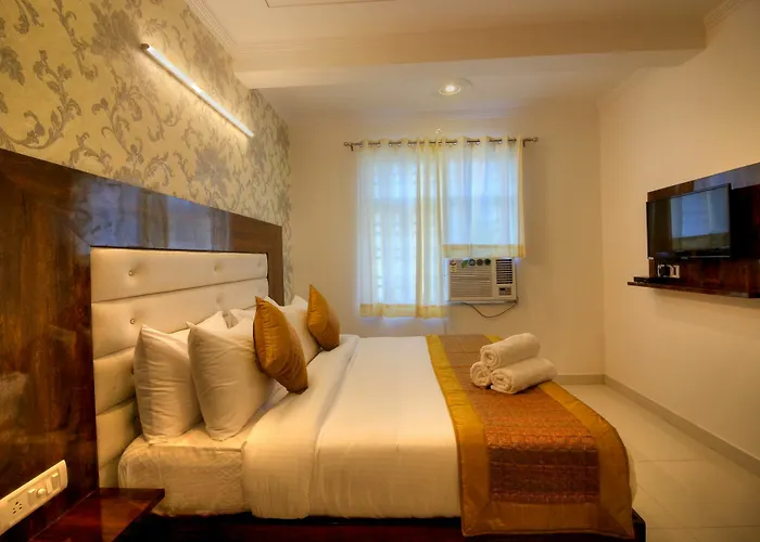 Airport Hotel Ark Of Avalon