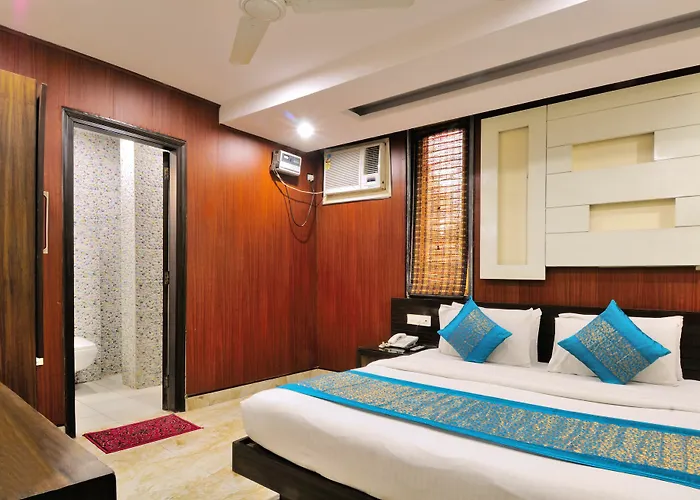Hotel Gold Star Inn - Paharganj