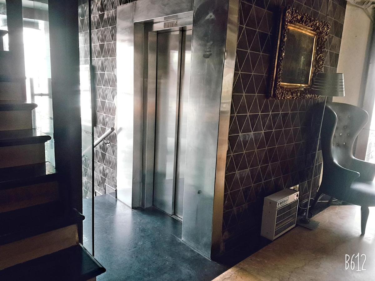 Royal Castle Grand 2* New Delhi