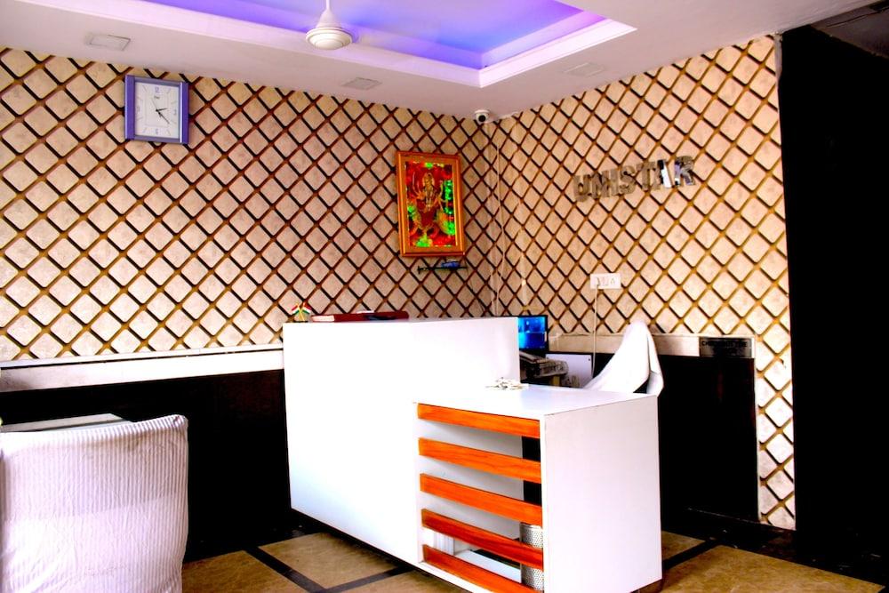 Unistar Hotel New Delhi