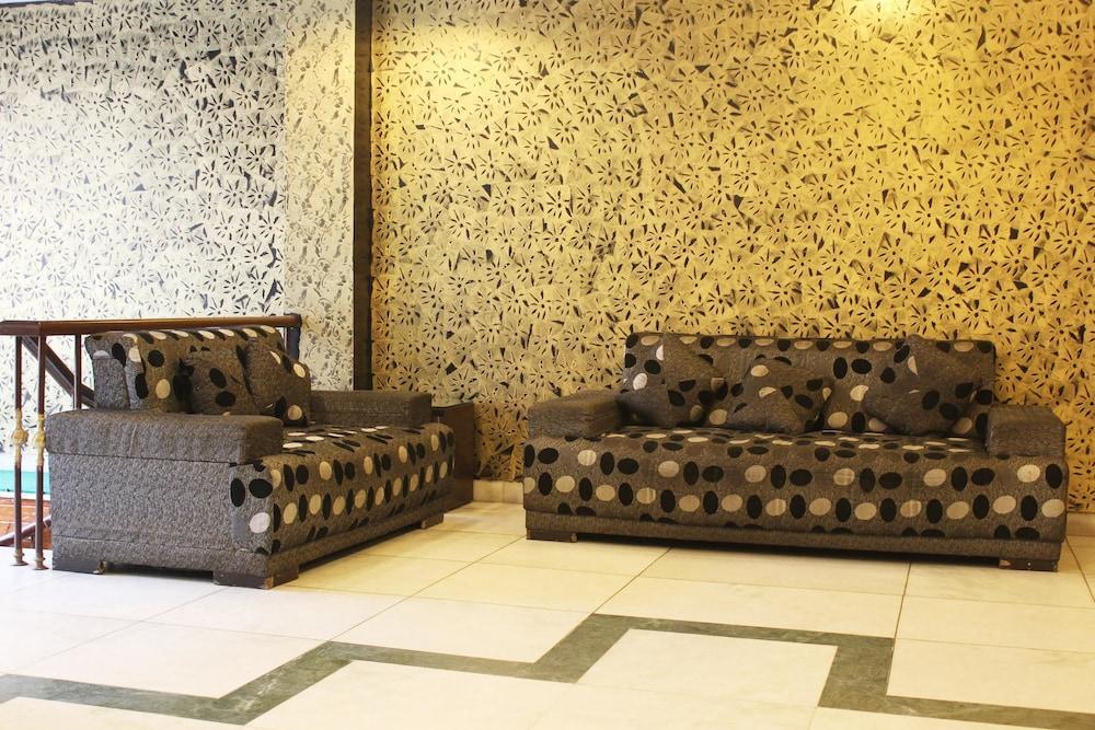 Swiss International 3* New Delhi