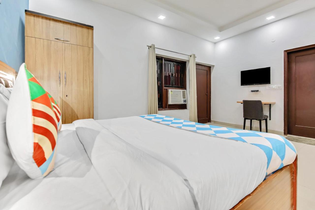 Oyo 64106 Comfortable Guest house