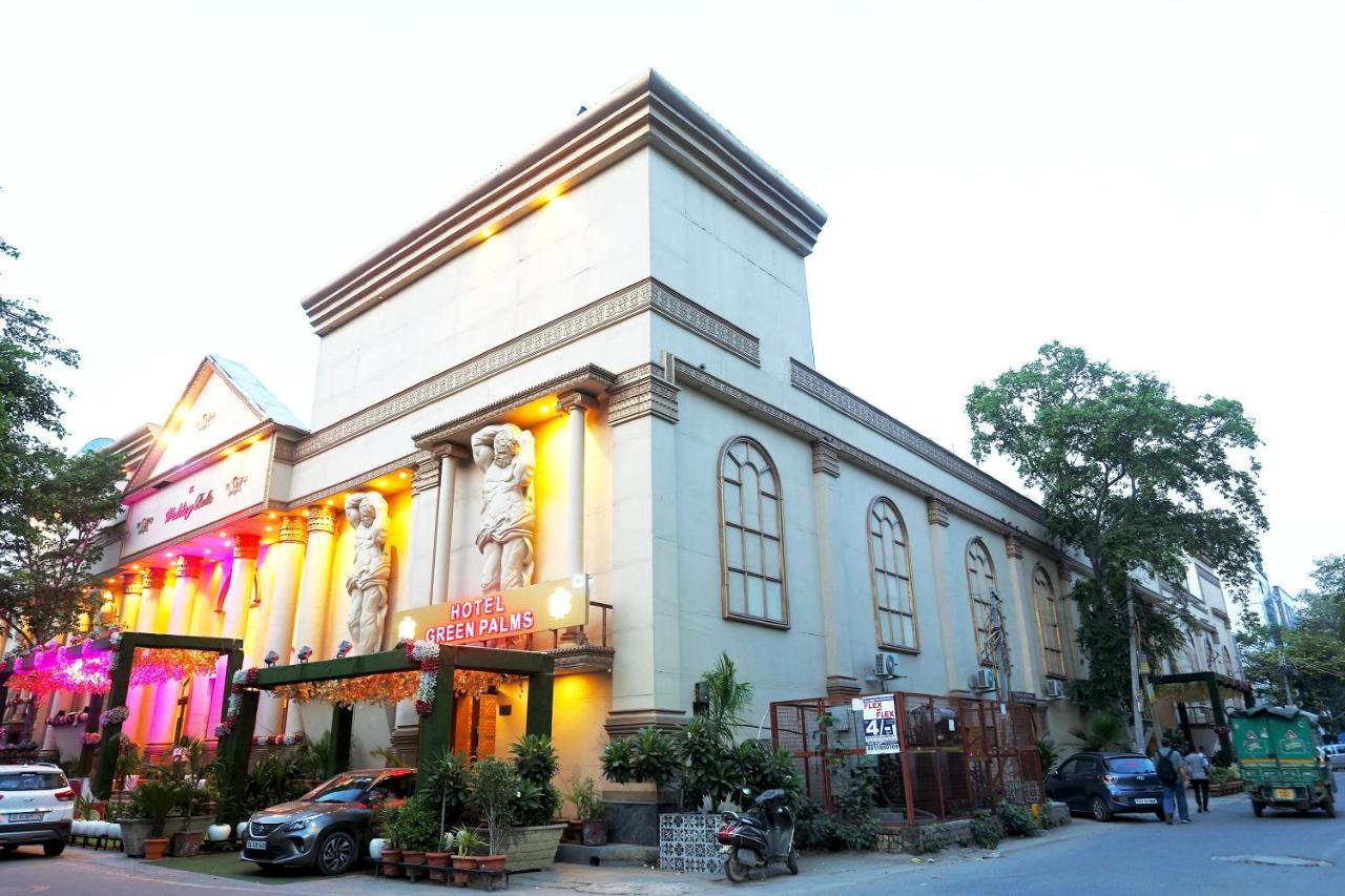 Hotel Capital O Green Palms Near Jhilmil Metro Station