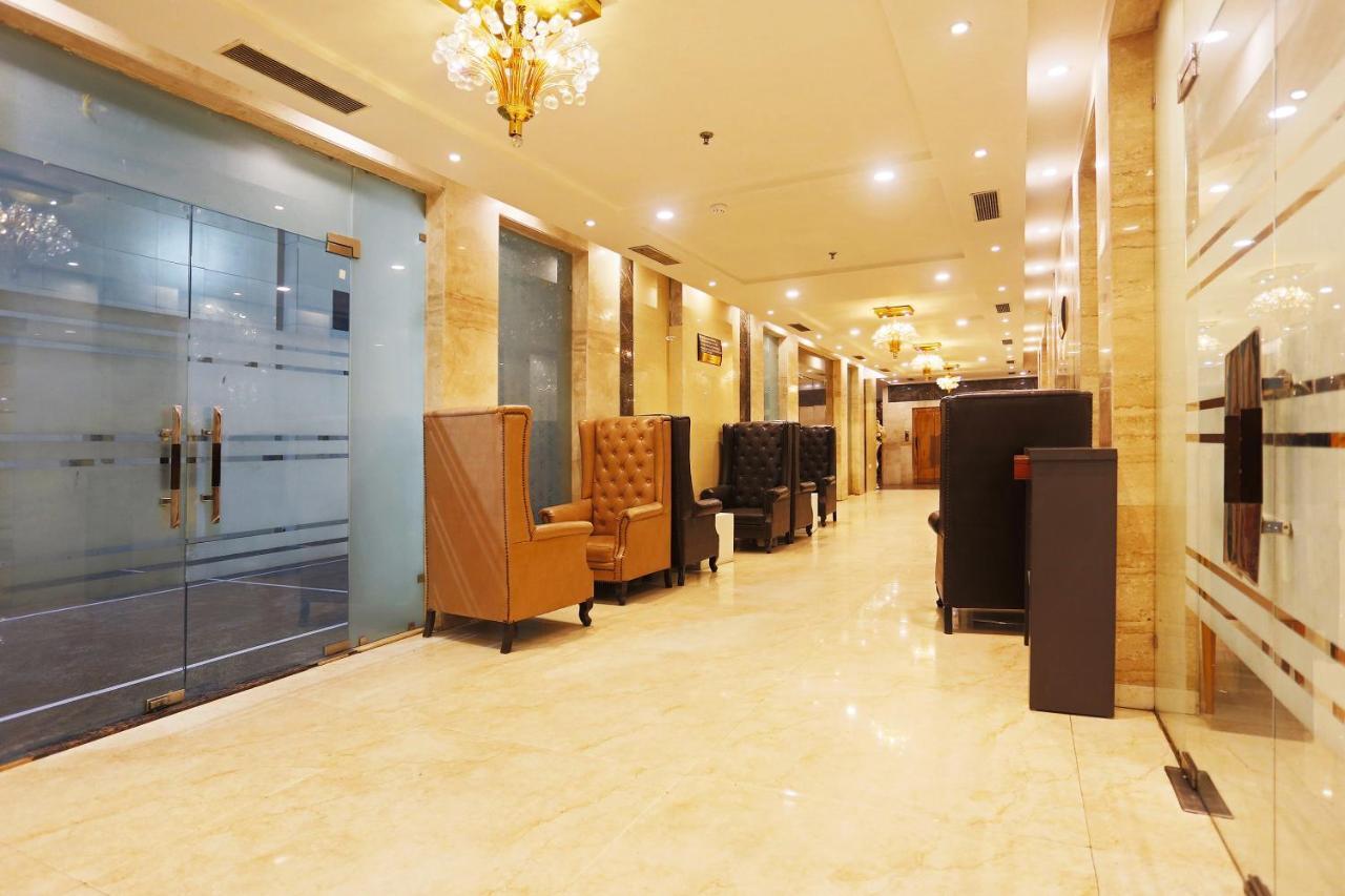 Hotel Capital O Green Palms Near Jhilmil Metro Station
