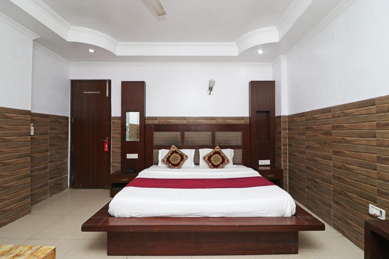 Oyo 6188 Rossette Hotel