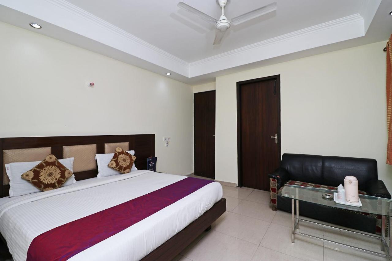 Oyo 6188 Rossette 3* New Delhi