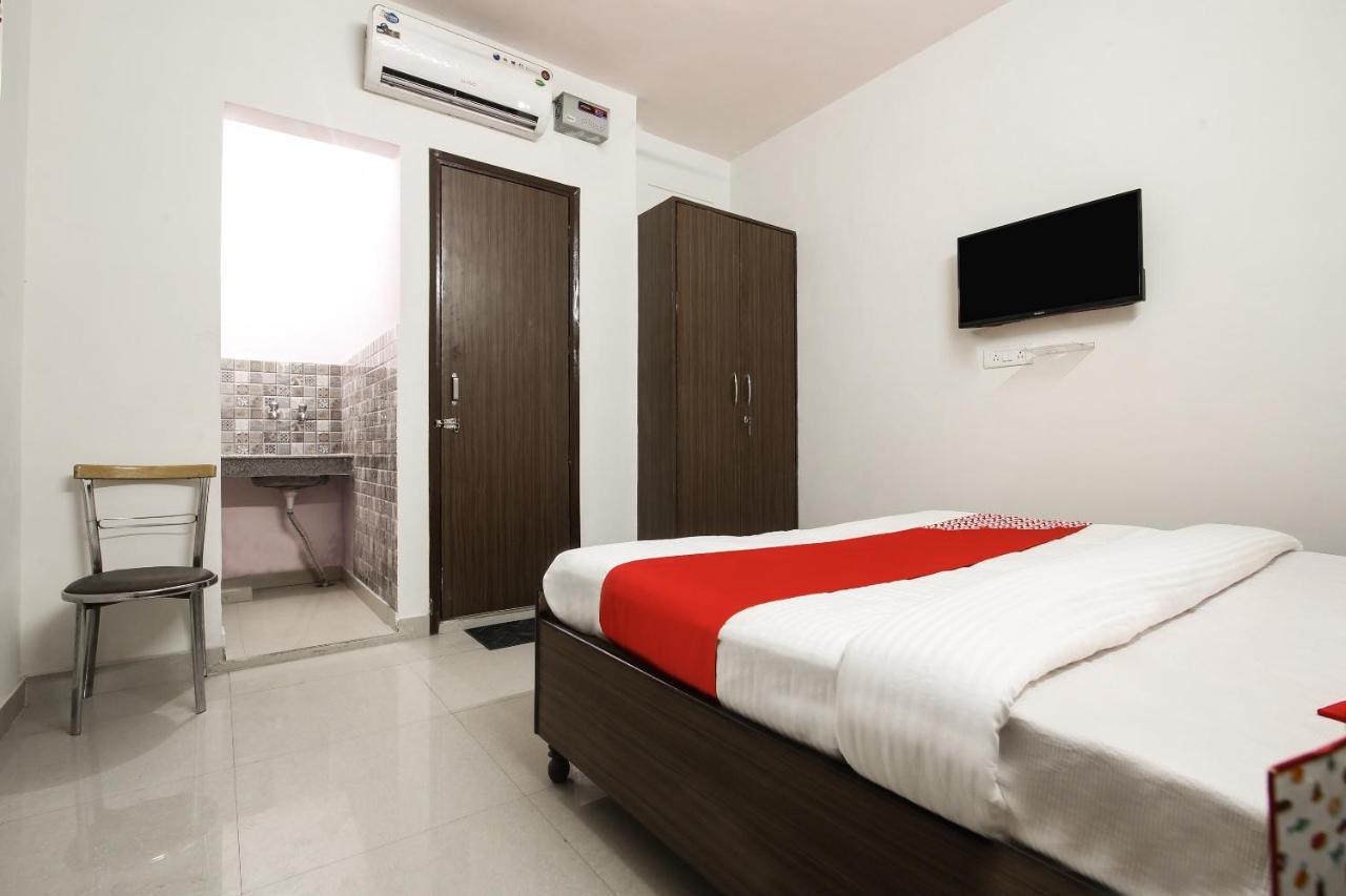 Hotel Oyo 15668 Heaven Nova Deli