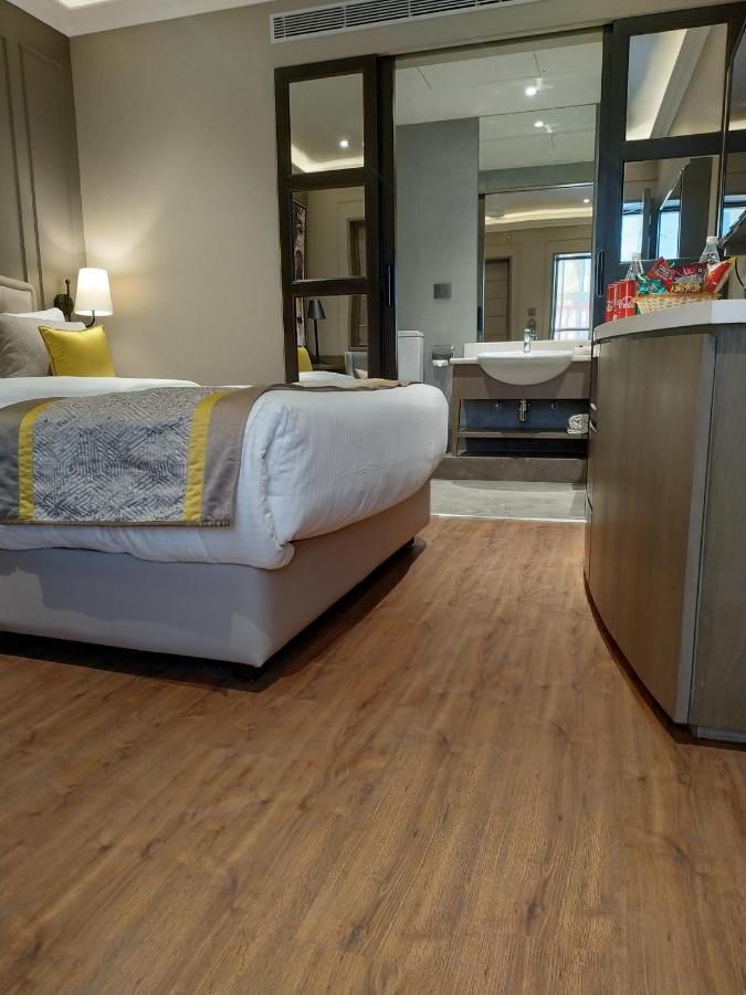 The Corus Hotel 3*