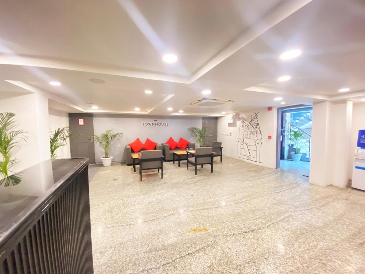 Hotel Golden Saffron By Qotel-punjabi Bagh Nova Deli