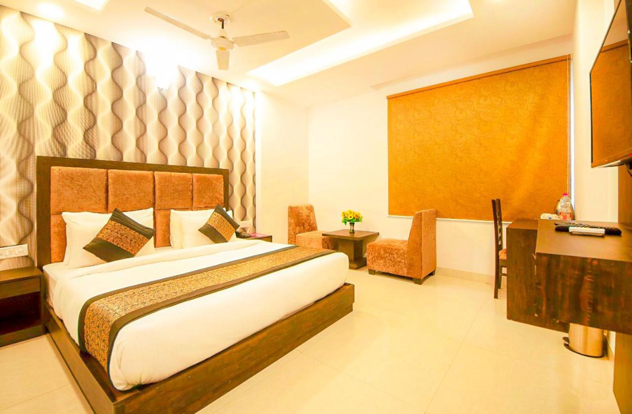 Hotel Grand Belwood Near Delhi Airport Nova Deli