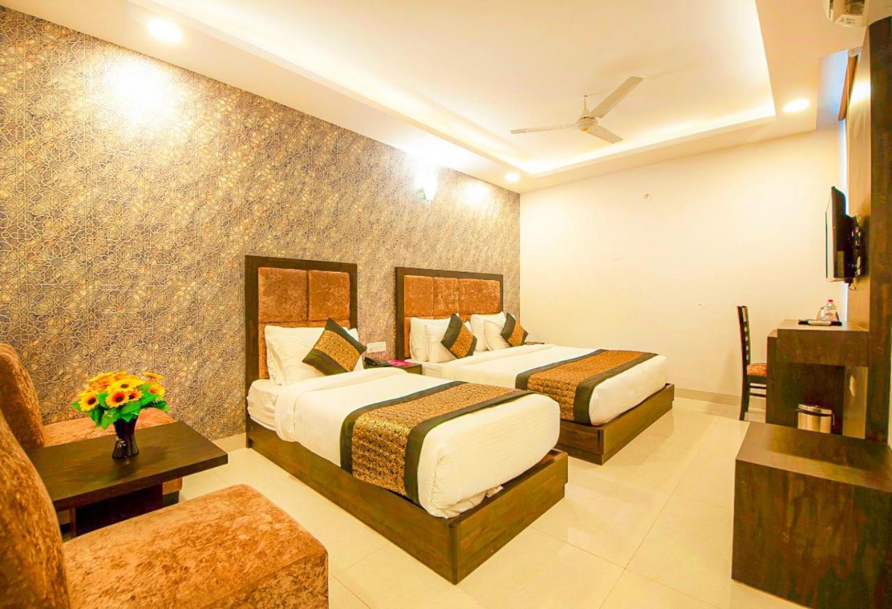 Grand Belwood Near Delhi Airport Hotel Nova Deli