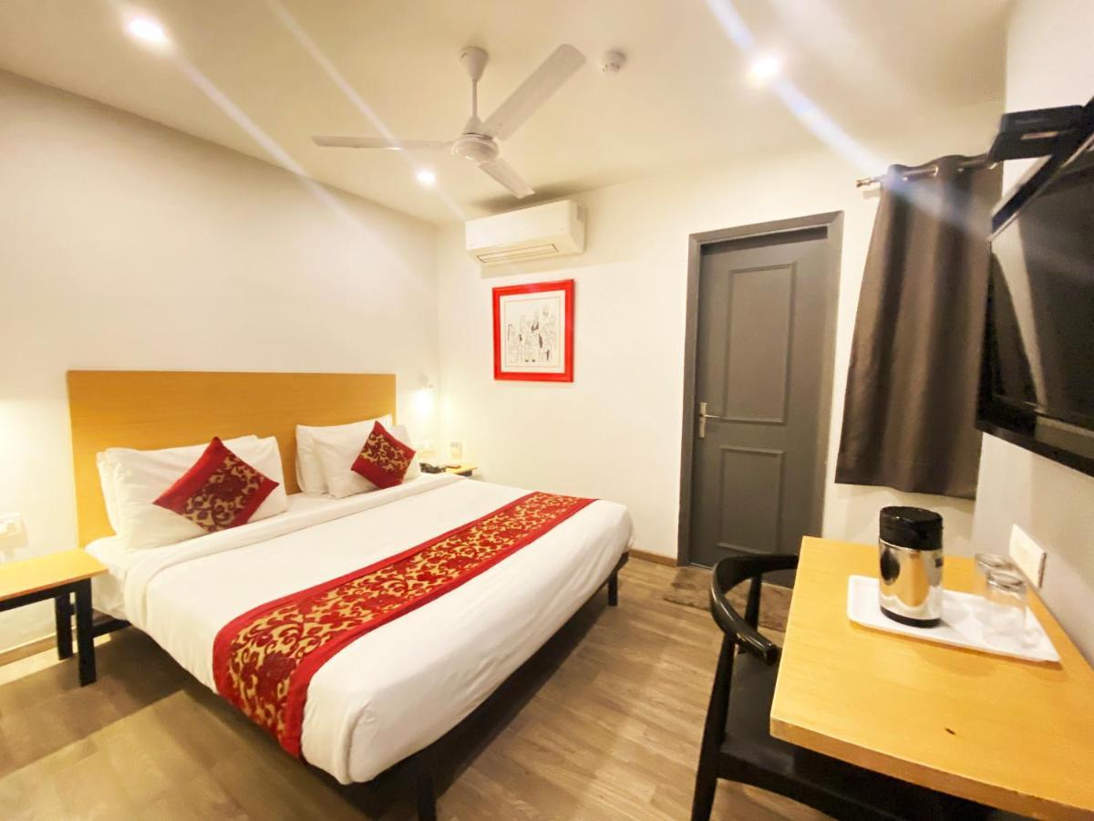 Hotel Golden Saffron By Qotel-punjabi Bagh Nova Deli