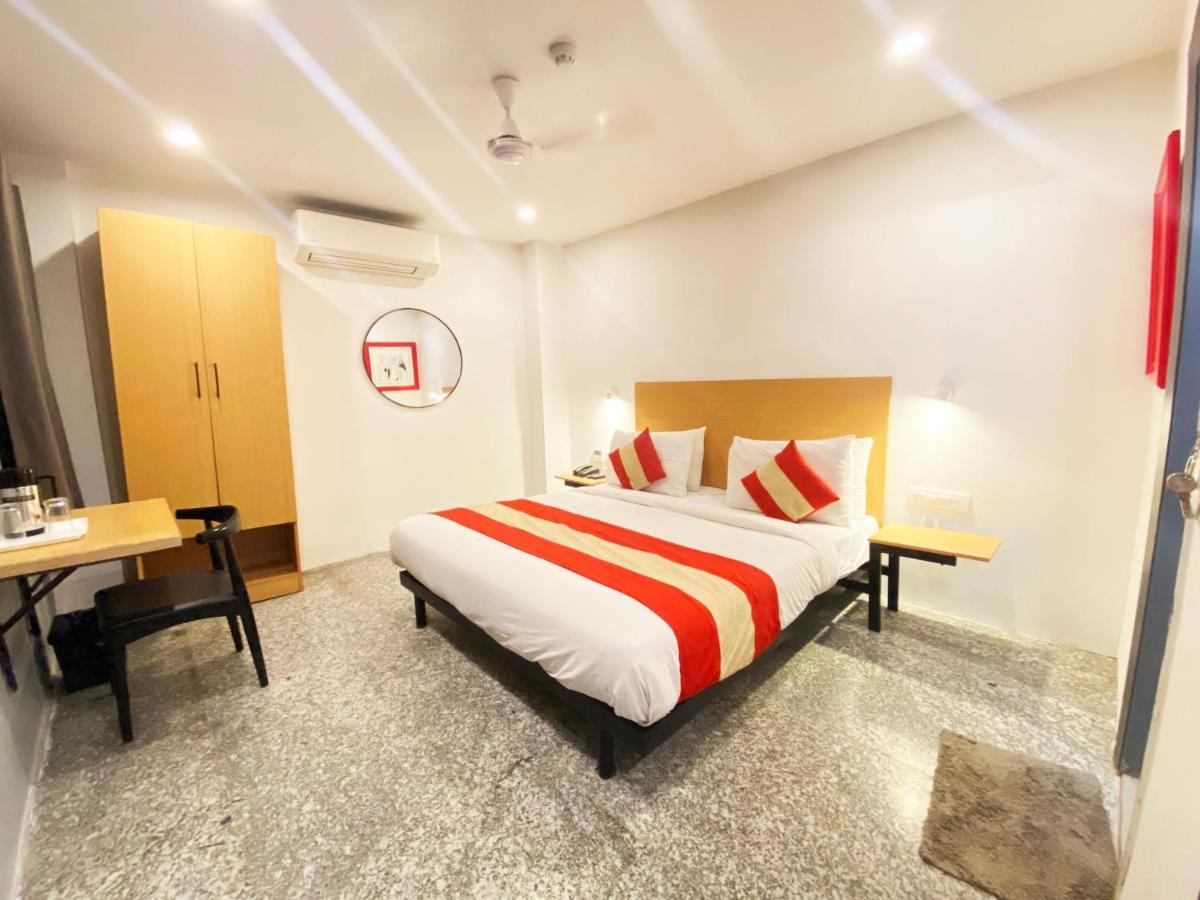 Golden Saffron By Qotel-punjabi Bagh Nova Deli