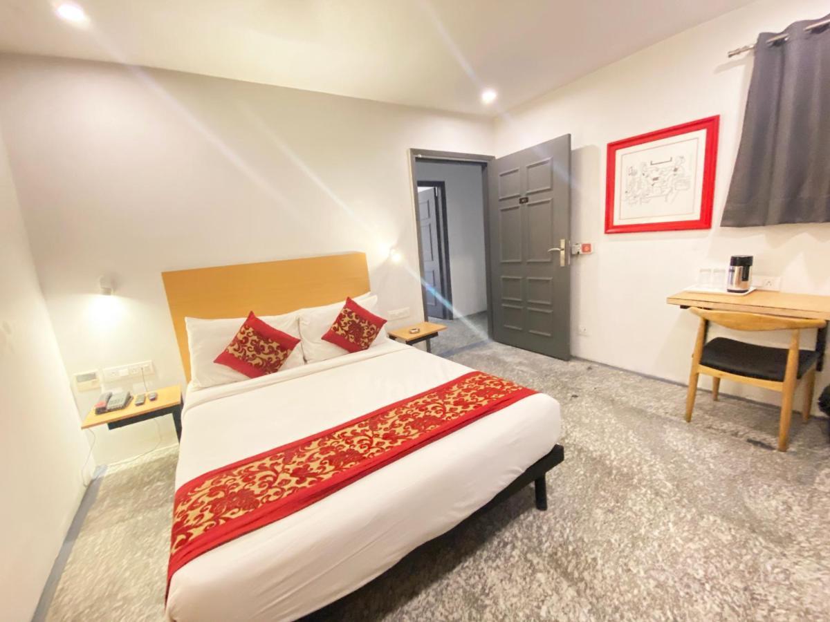 Hotel Golden Saffron By Qotel-punjabi Bagh