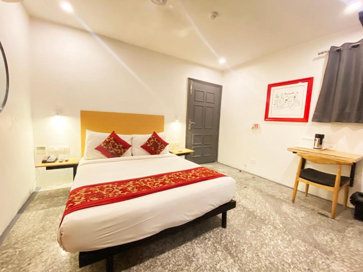 Golden Saffron By Qotel-punjabi Bagh Hotel 3*