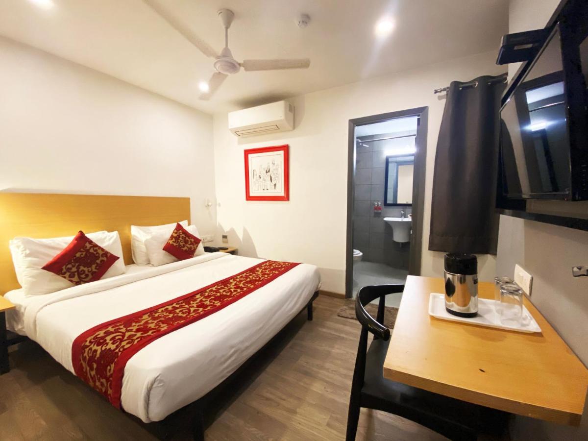 Golden Saffron By Qotel-punjabi Bagh 3*