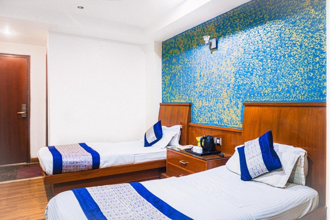 Hotel Shivdev International, Near Railway Station New Delhi
