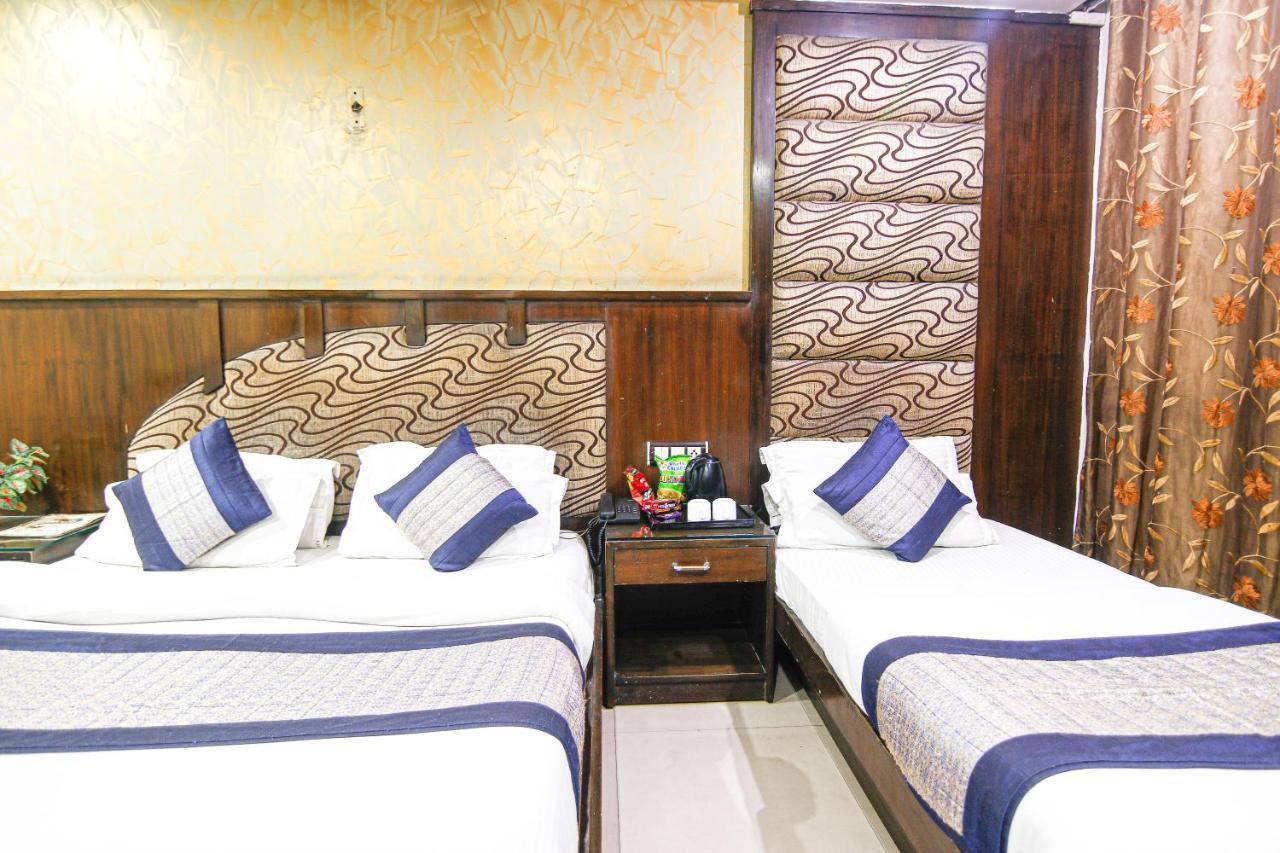 Shivdev International, Near Railway Station 3* New Delhi