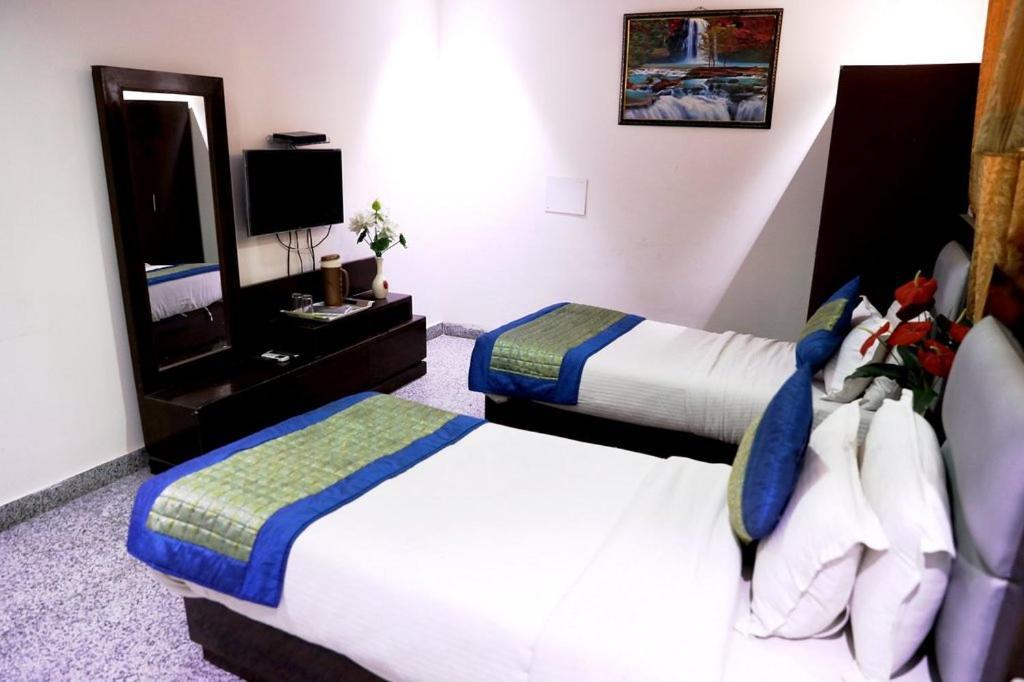Airport The Paramont 3* New Delhi