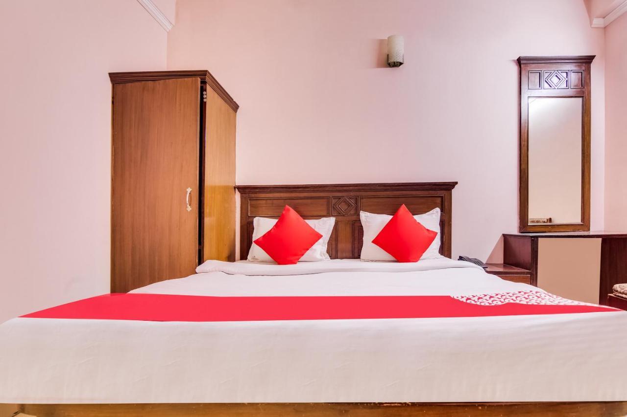 Flagship Vandana Hotel 3*