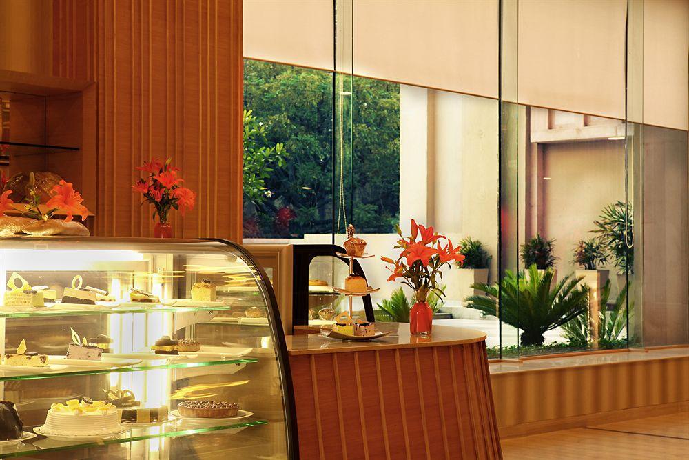 The Metropolitan & Hotel 5*