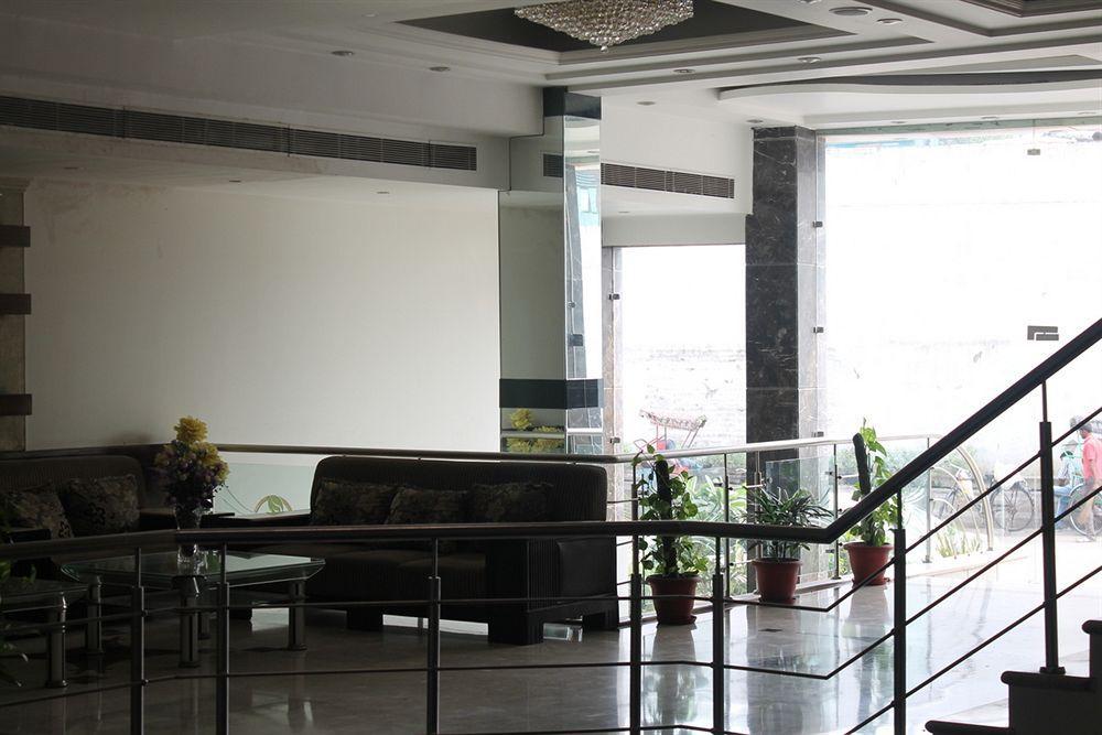 Hotel Shipra International