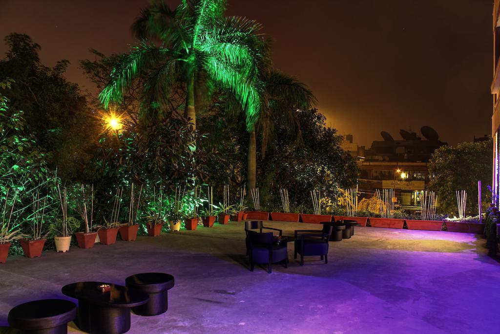 Aavaa Surya Continental Hotel New Delhi