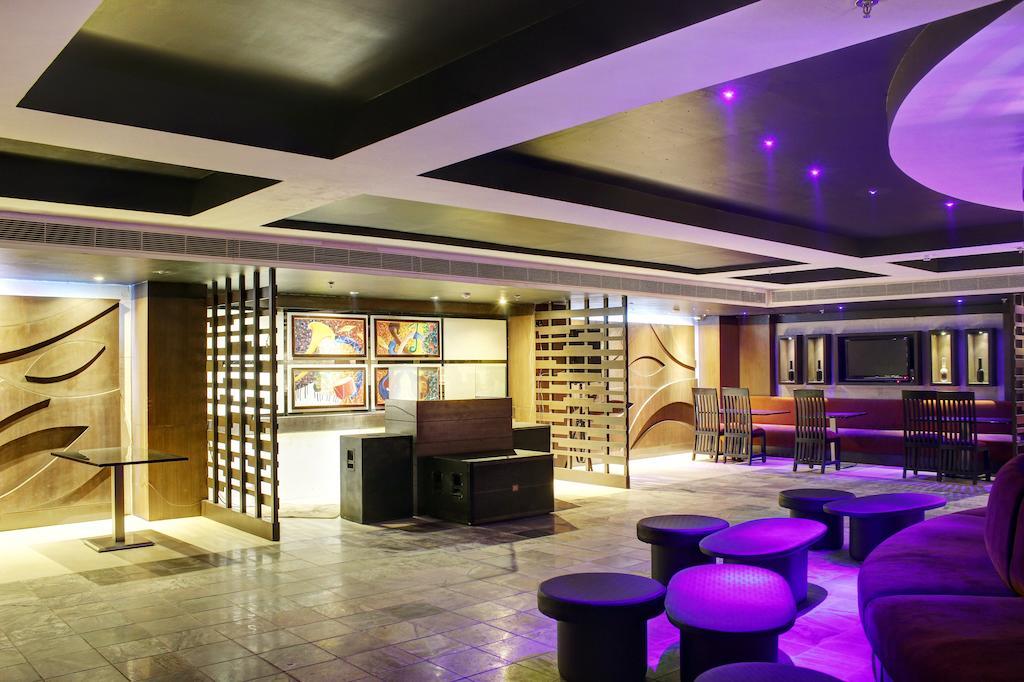 Hotel Aavaa Surya Continental 3*