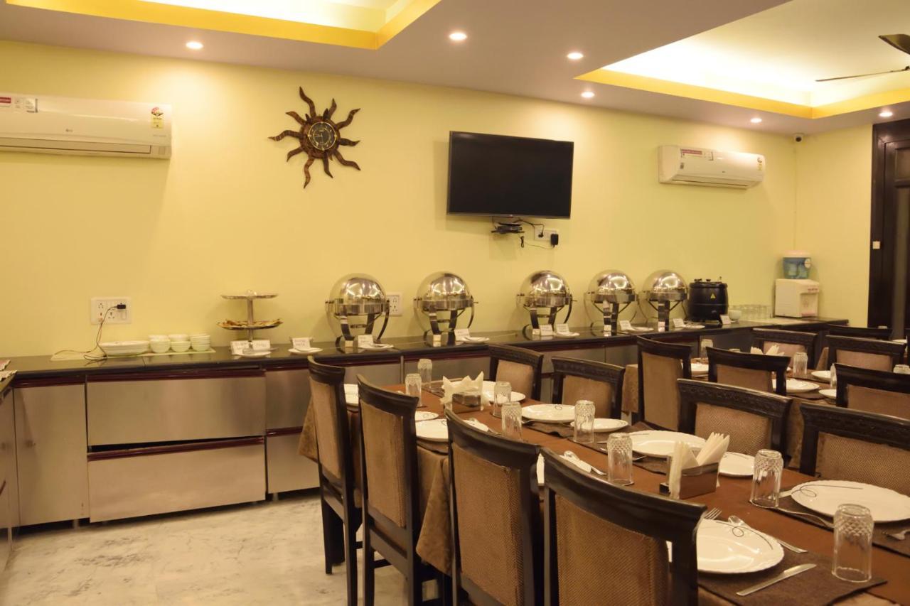 Sumedha Premium Hotel New Delhi