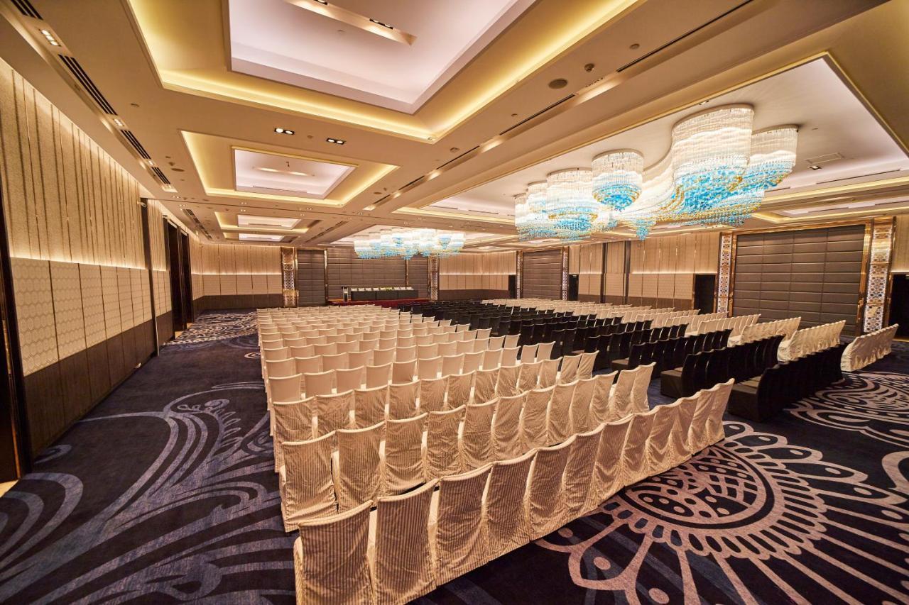 Crowne Plaza New Rohini By Ihg Delhi (National Capital Territory of India)