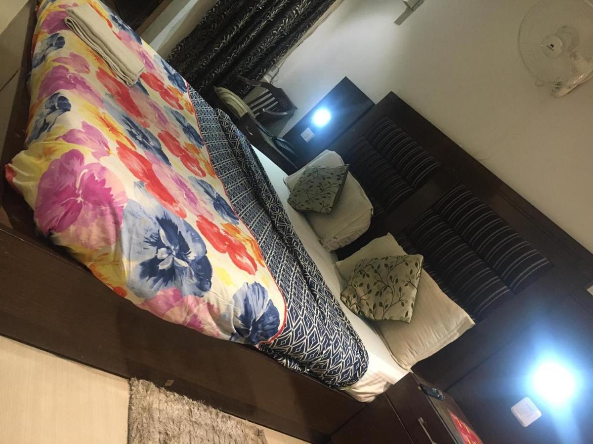 Hotel Red Blu New Delhi