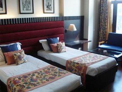 Hotel Broadway 3*