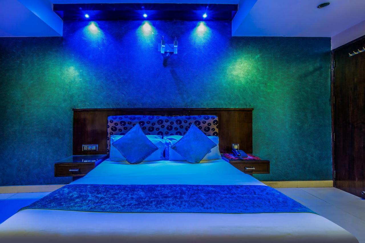 Shivdev International, Near Railway Station Hotel New Delhi