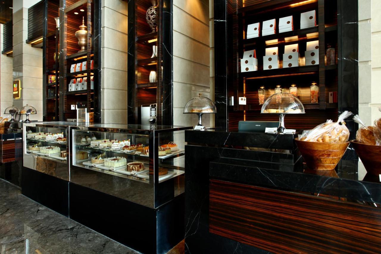 Crowne Plaza New Rohini By Ihg Hotel Delhi (National Capital Territory of India)