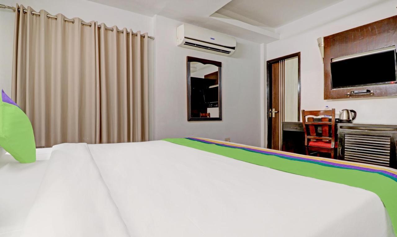Treebo Trip Sentinel Suites Bikaji Cama Hotel 3*