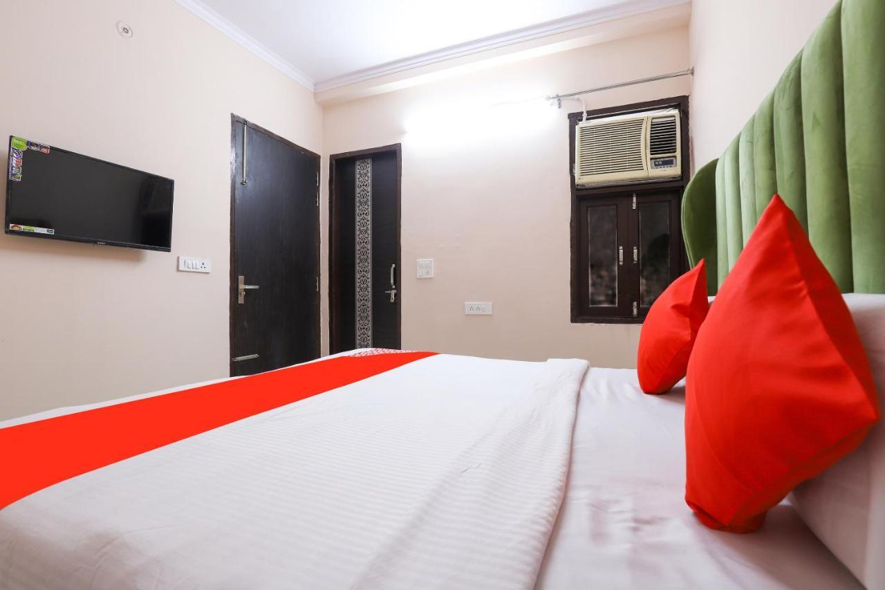 Oyo 77819 Shahdara Inn 3*