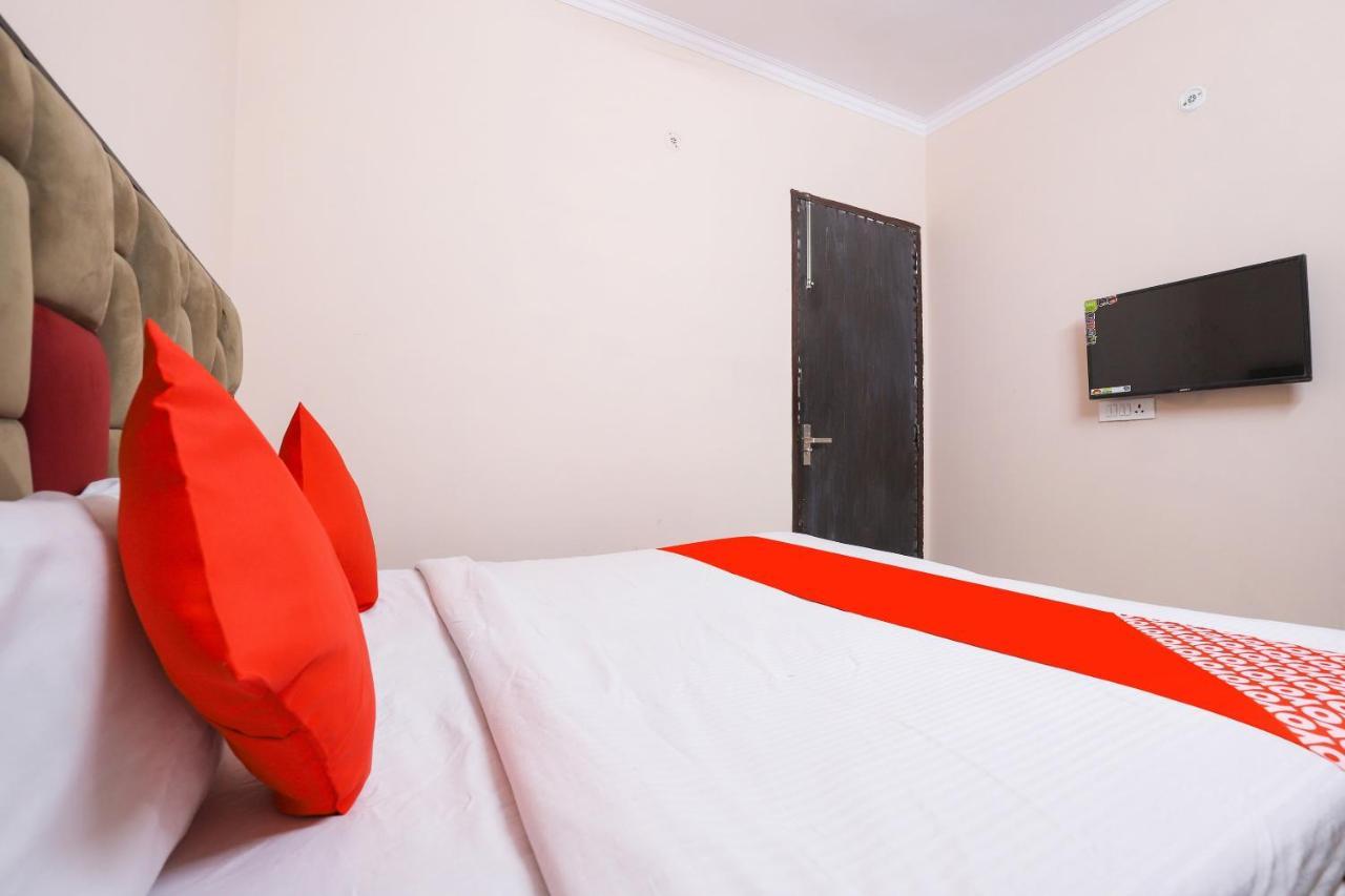 Oyo 77819 Shahdara Inn 3* New Delhi
