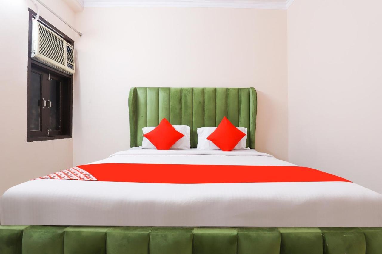Hotel Oyo 77819 Shahdara Inn New Delhi