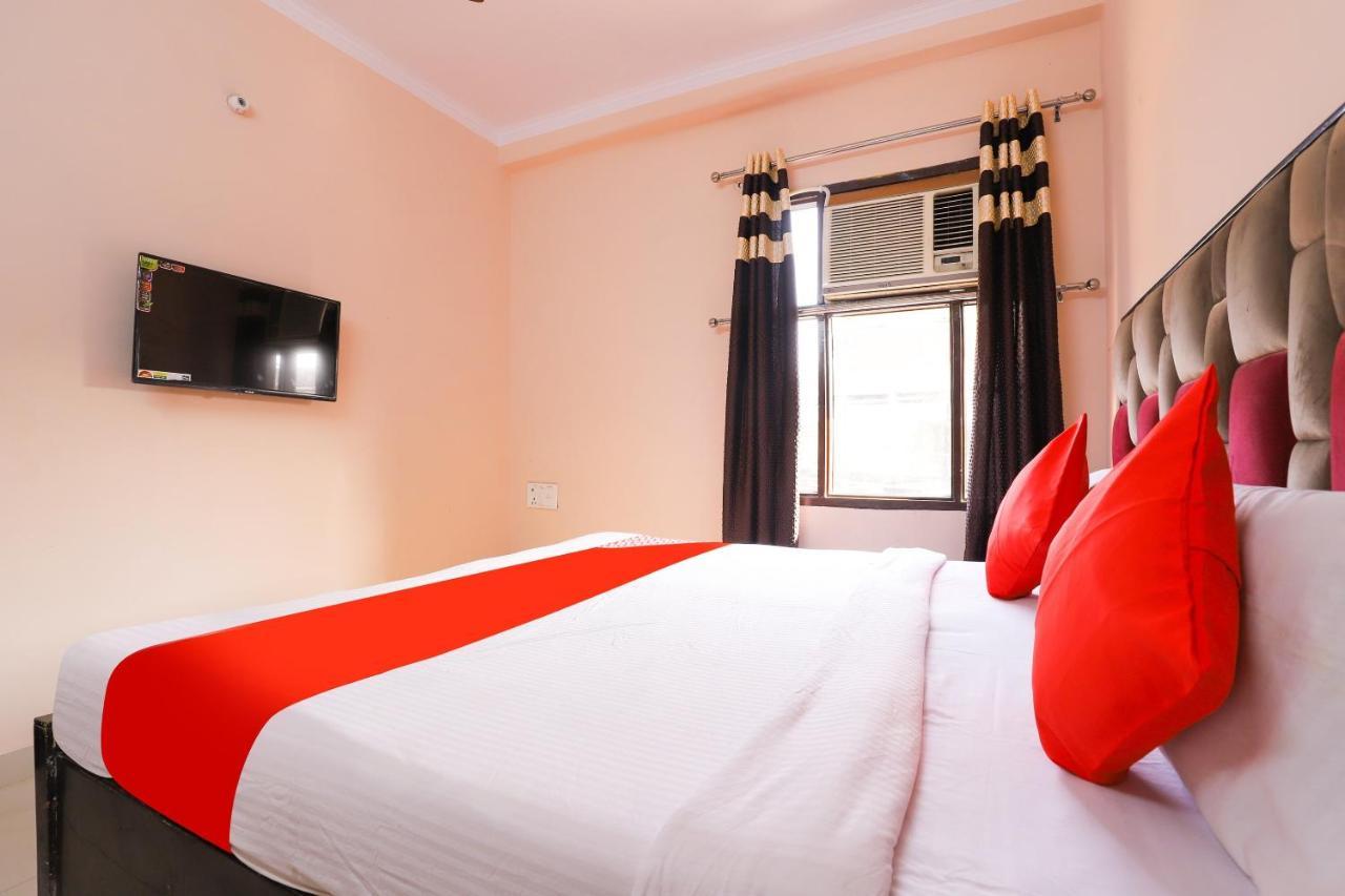 Hotel Oyo 77819 Shahdara Inn 3*