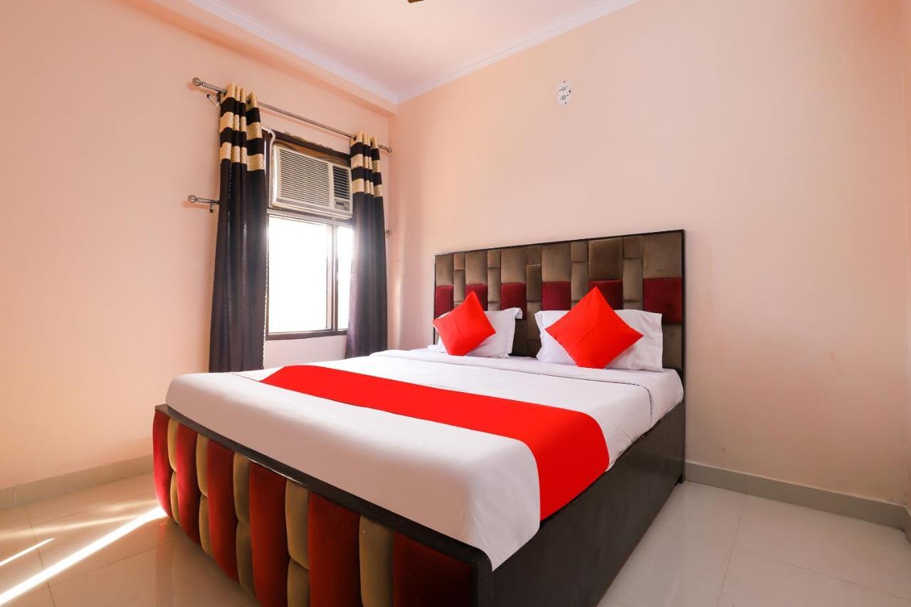 Hotel Oyo 77819 Shahdara Inn 3*